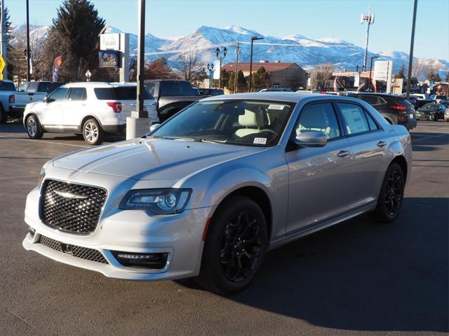 2023 Chrysler Chrysler 300 300 TOURING L AWD