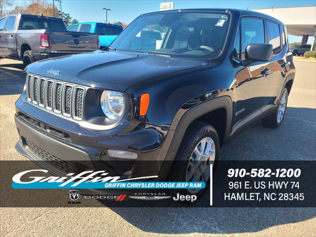 2023 Jeep Renegade RENEGADE LATITUDE 4X4