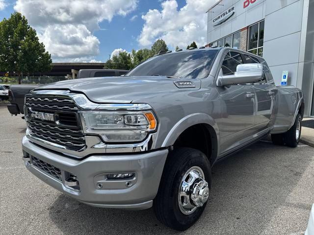 2021 RAM 3500 Limited Mega Cab 4x4 64 Box