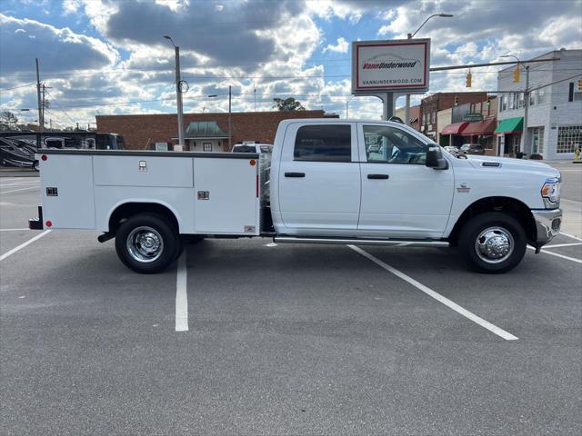 2024 RAM Ram 3500 Chassis Cab RAM 3500 TRADESMAN CREW CAB CHASSIS 4X4 60 CA