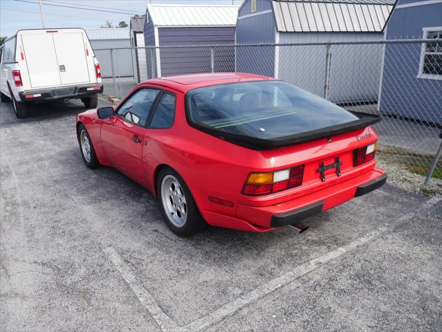 1986 Porsche 944 2 Door Sport Coupe