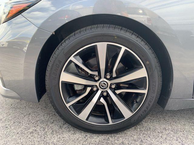 2021 Nissan Maxima SV Xtronic CVT