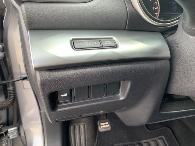 2021 Nissan Maxima SV Xtronic CVT
