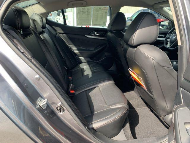 2021 Nissan Maxima SV Xtronic CVT