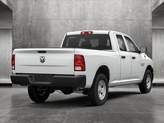 2023 RAM Ram 1500 Classic RAM 1500 CLASSIC TRADESMAN QUAD CAB 4X4 64 BOX