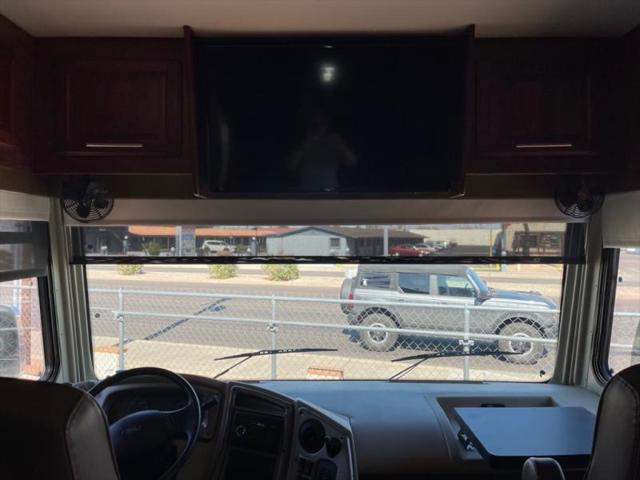 2017 Ford F-53 Unknown
