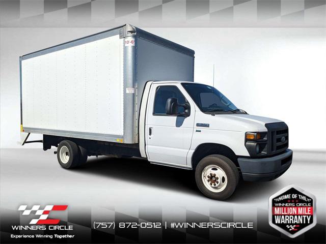 2016 Ford E-350 Cutaway Base