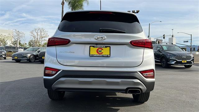 2020 Hyundai Santa Fe SE 10