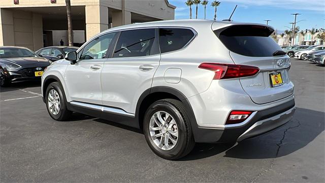 2020 Hyundai Santa Fe SE 11