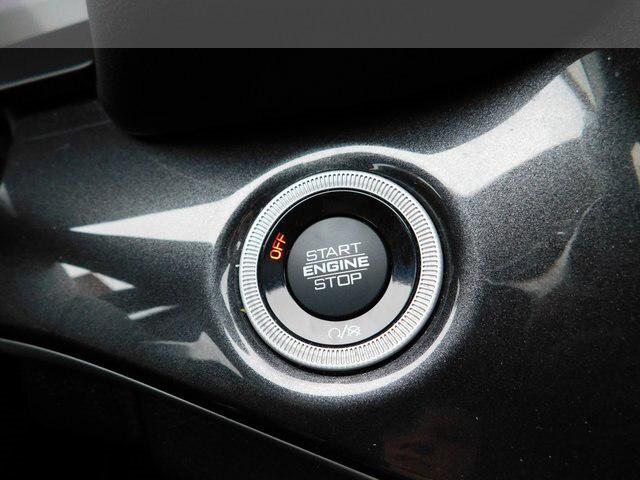 2022 Jeep Grand Cherokee Laredo 4x4