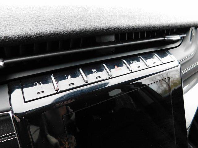 2022 Jeep Grand Cherokee Laredo 4x4