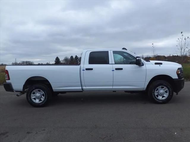 2024 RAM Ram 2500 RAM 2500 TRADESMAN CREW CAB 4X4 8 BOX