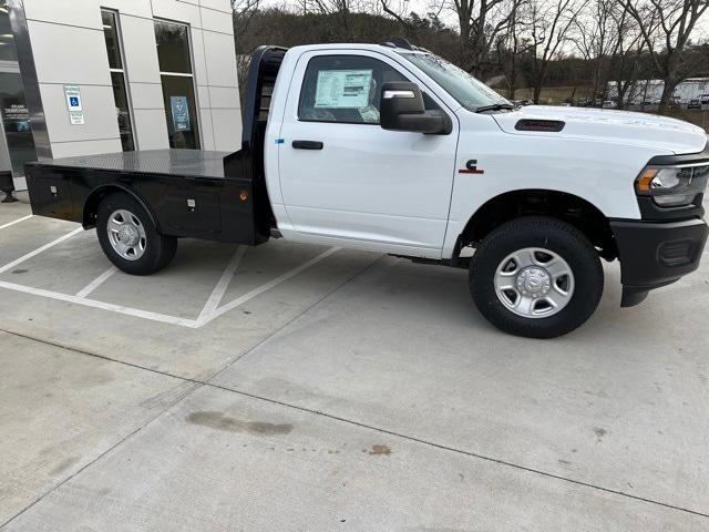 2024 RAM Ram 3500 Chassis Cab RAM 3500 TRADESMAN CHASSIS REGULAR CAB 4X4 60 CA