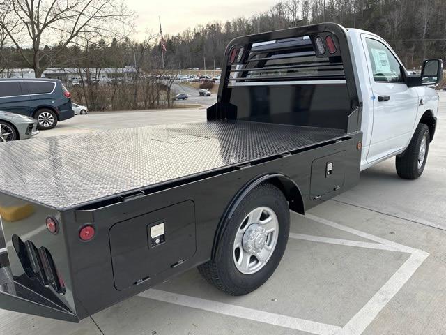 2024 RAM Ram 3500 Chassis Cab RAM 3500 TRADESMAN CHASSIS REGULAR CAB 4X4 60 CA