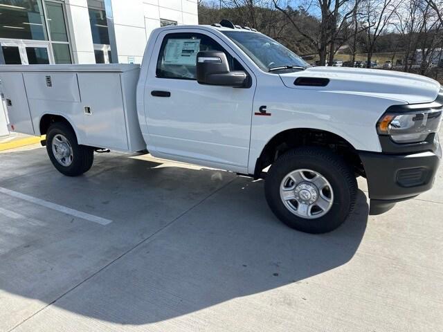 2024 RAM Ram 3500 Chassis Cab RAM 3500 TRADESMAN CHASSIS REGULAR CAB 4X4 60 CA