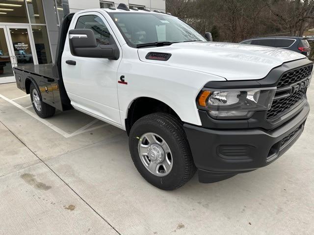 2024 RAM Ram 3500 Chassis Cab RAM 3500 TRADESMAN CHASSIS REGULAR CAB 4X4 60 CA