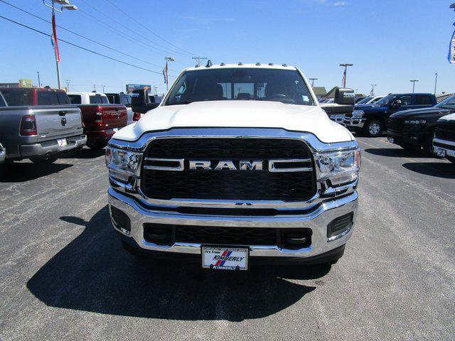 2024 RAM Ram 3500 RAM 3500 TRADESMAN CREW CAB 4X4 64 BOX