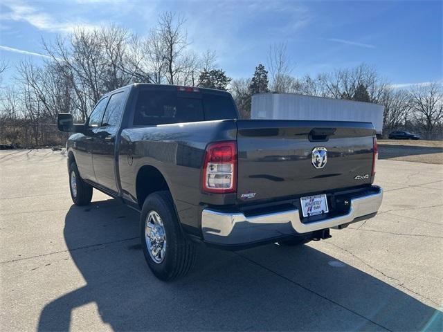 2024 RAM Ram 3500 RAM 3500 TRADESMAN CREW CAB 4X4 64 BOX