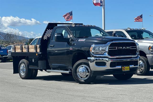 2024 RAM Ram 3500 RAM 3500 TRADESMAN REGULAR CAB 4X4 8 BOX