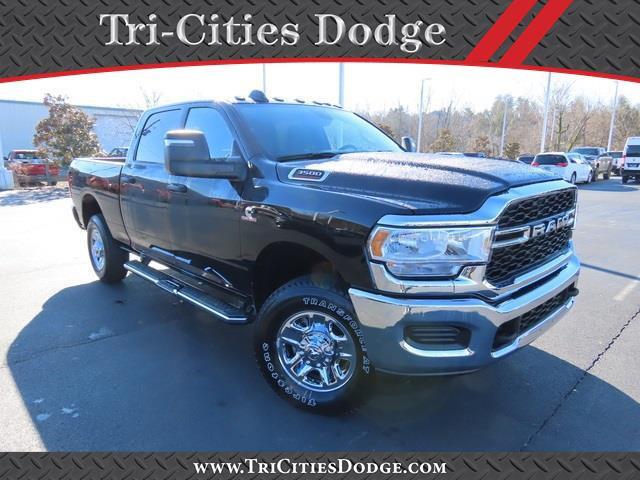 2024 RAM Ram 3500 RAM 3500 TRADESMAN CREW CAB 4X4 64 BOX