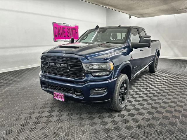 2024 RAM Ram 3500 RAM 3500 LIMITED CREW CAB 4X4 8 BOX