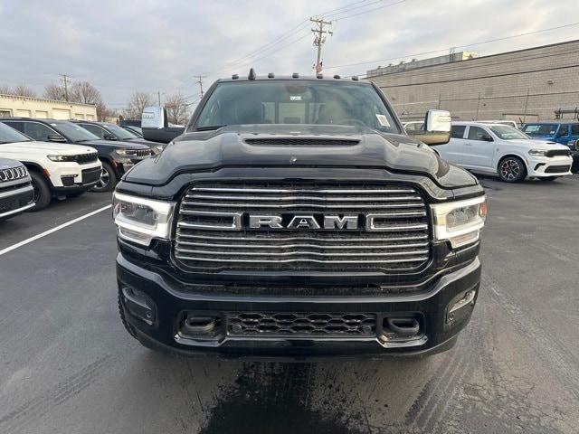 2024 RAM Ram 3500 RAM 3500 LARAMIE CREW CAB 4X4 64 BOX