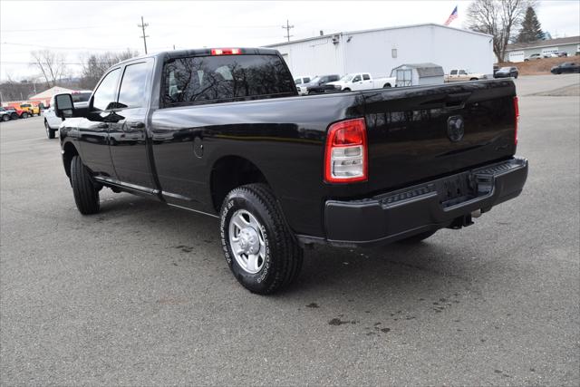 2024 RAM Ram 3500 RAM 3500 TRADESMAN CREW CAB 4X4 8 BOX