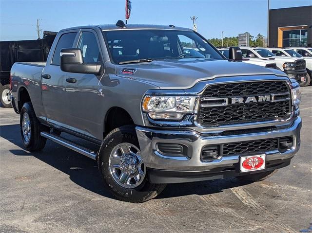 2024 RAM Ram 2500 RAM 2500 TRADESMAN CREW CAB 4X4 64 BOX