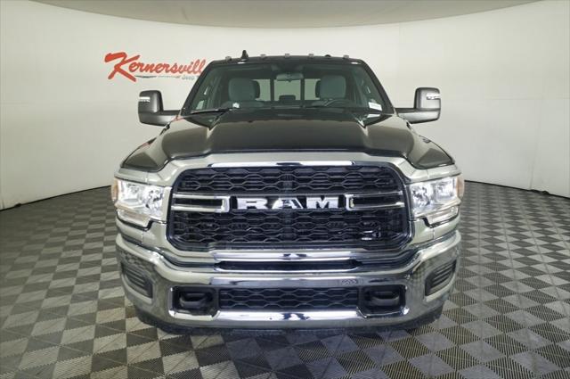 2024 RAM Ram 3500 RAM 3500 TRADESMAN CREW CAB 4X4 64 BOX