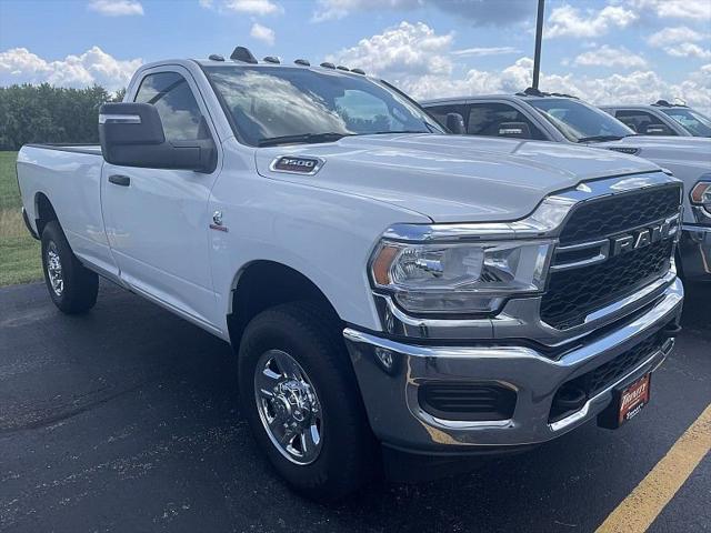 2024 RAM Ram 3500 RAM 3500 TRADESMAN REGULAR CAB 4X4 8 BOX