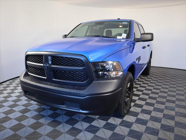 2023 RAM Ram 1500 Classic RAM 1500 CLASSIC TRADESMAN CREW CAB 4X4 57 BOX