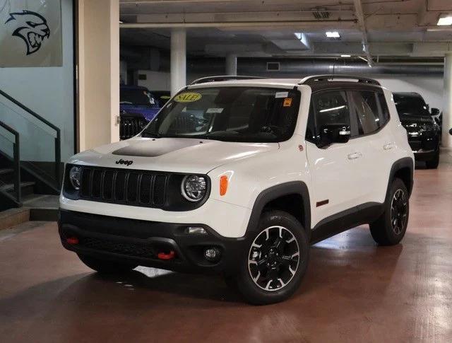 2023 Jeep Renegade RENEGADE TRAILHAWK 4X4