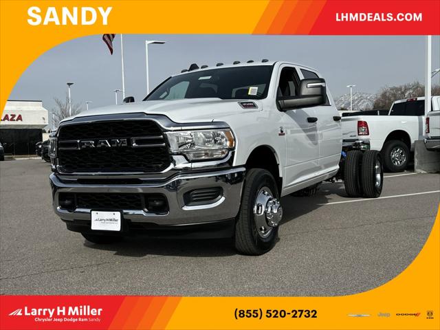 2024 RAM Ram 3500 Chassis Cab RAM 3500 TRADESMAN CREW CAB CHASSIS 4X4 60 CA