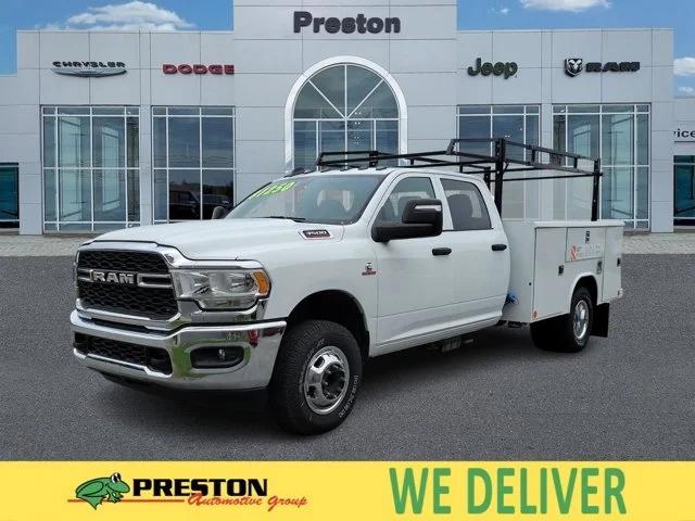 2024 RAM Ram 3500 Chassis Cab RAM 3500 TRADESMAN CREW CAB CHASSIS 4X4 60 CA