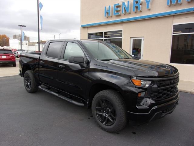 2024 Chevrolet Silverado 1500 Custom 4x4 4dr Crew Cab 5.8 ft. SB