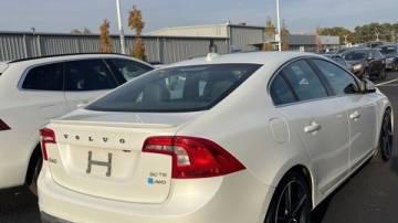 2016 Volvo S60 T6 R-Design Platinum