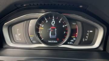 2016 Volvo S60 T6 R-Design Platinum