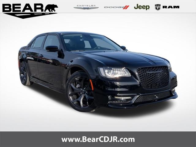 2023 Chrysler Chrysler 300 300 TOURING L RWD