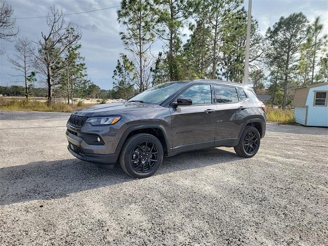 2024 Jeep Compass COMPASS LATITUDE 4X4