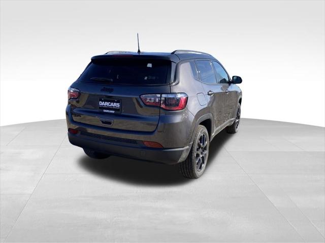 2024 Jeep Compass COMPASS LATITUDE 4X4