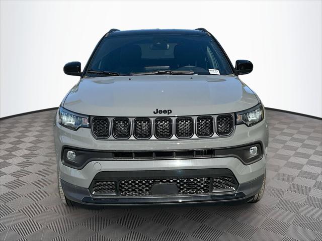 2024 Jeep Compass COMPASS LATITUDE 4X4