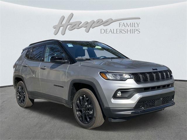 2024 Jeep Compass COMPASS LATITUDE 4X4