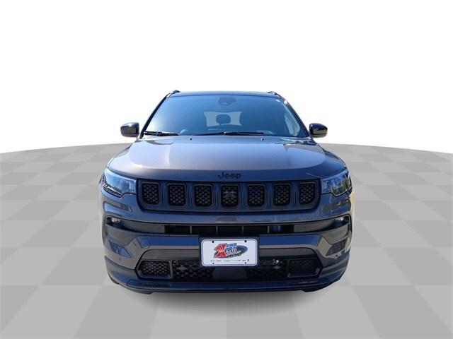 2024 Jeep Compass COMPASS LATITUDE 4X4