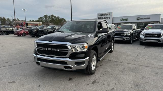 2024 RAM Ram 1500 RAM 1500 TRADESMAN CREW CAB 4X4 57 BOX