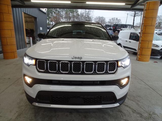 2024 Jeep Compass COMPASS LIMITED 4X4