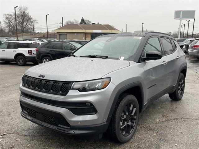 2024 Jeep Compass COMPASS LATITUDE 4X4