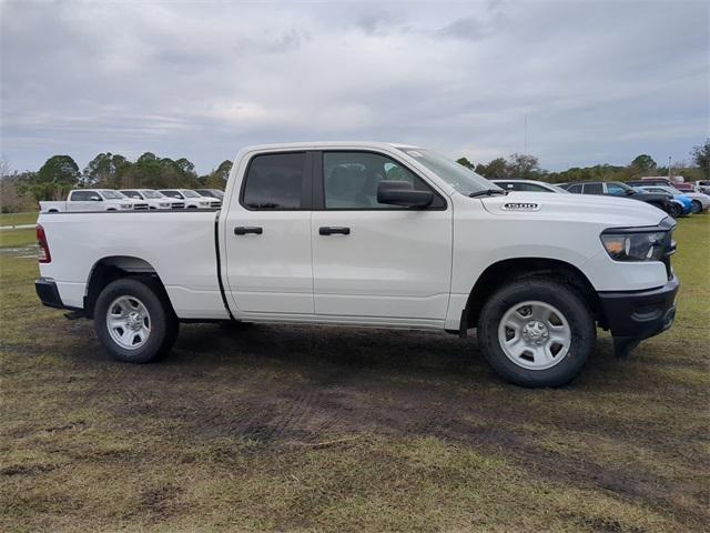 2024 RAM Ram 1500 RAM 1500 TRADESMAN QUAD CAB 4X4 64 BOX