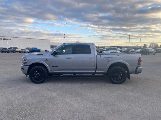 2022 RAM 3500 Limited Crew Cab 4x4 64 Box