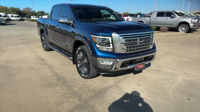 2022 Nissan TITAN Crew Cab Platinum Reserve 4x4