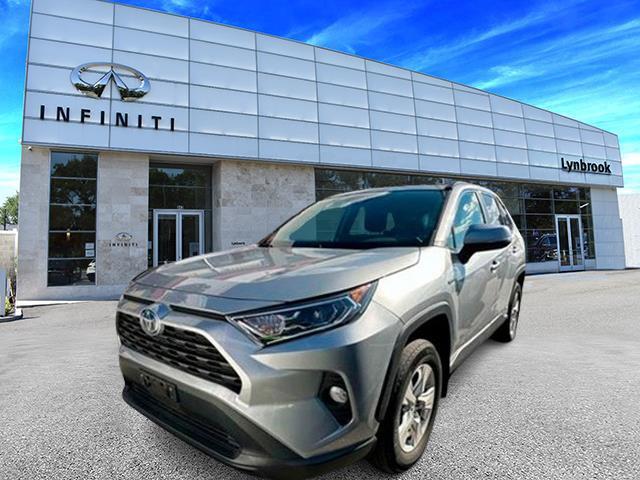 2020 Toyota RAV4 XLE Hybrid [19]